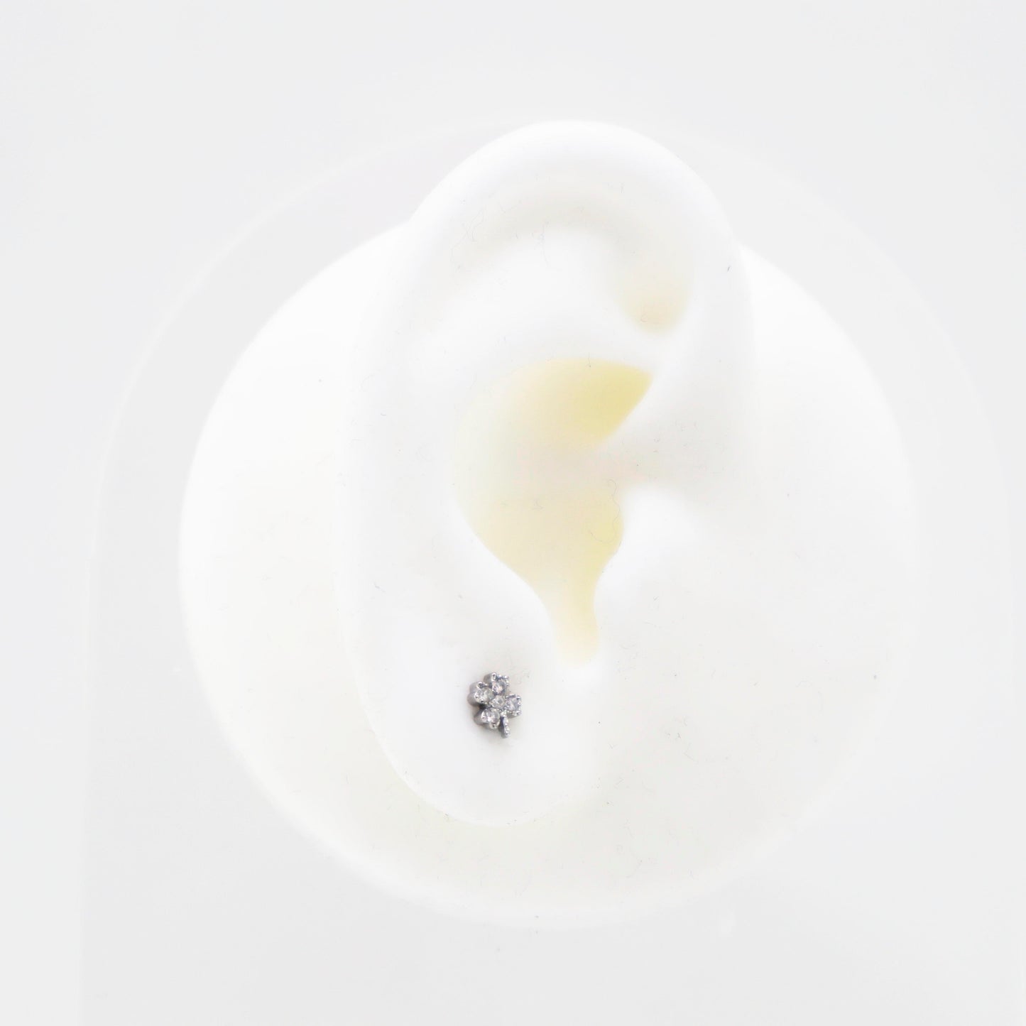 Piercing Trébol