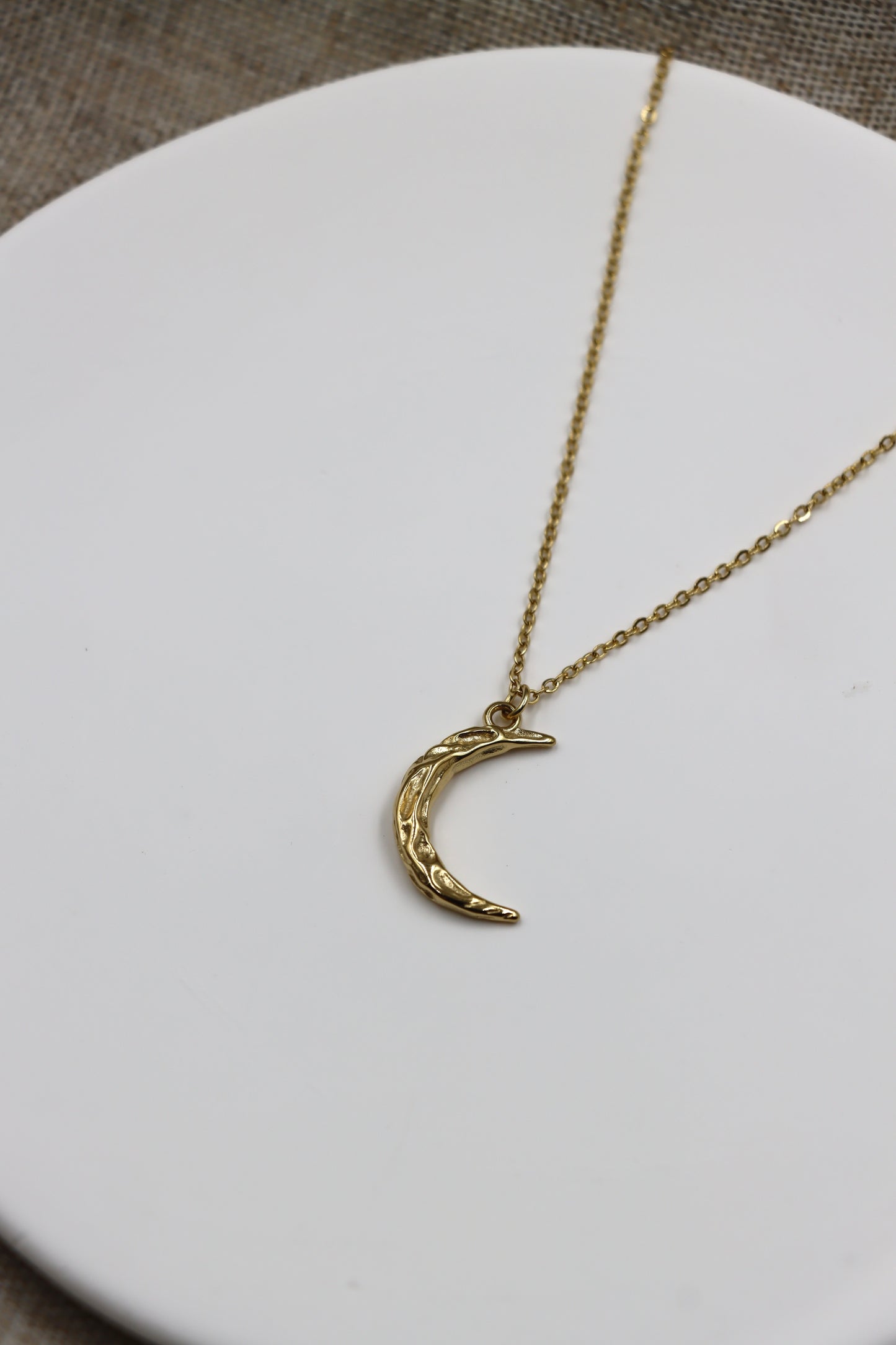 Collar Luna Salvaje