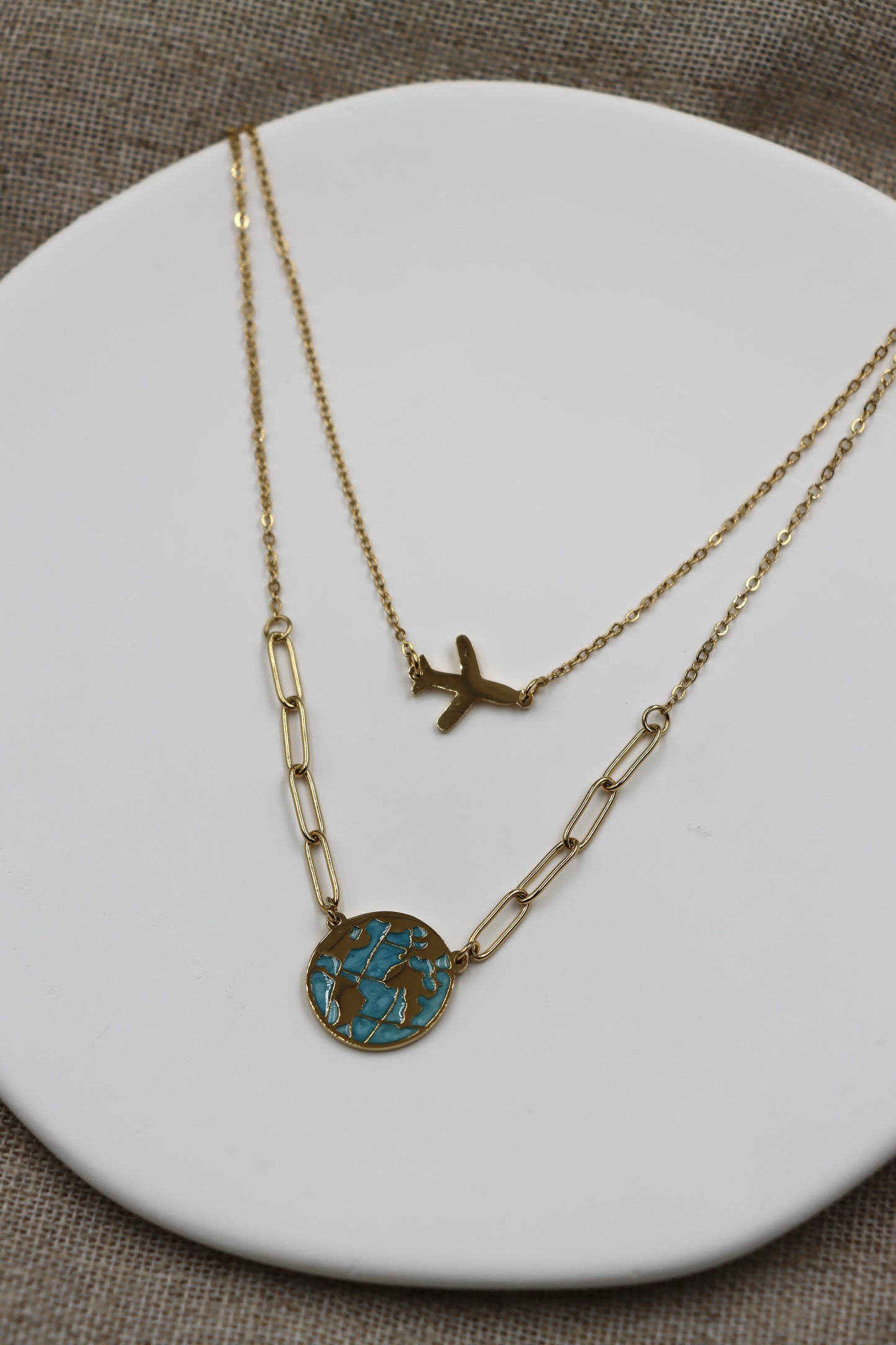 Collar Travel