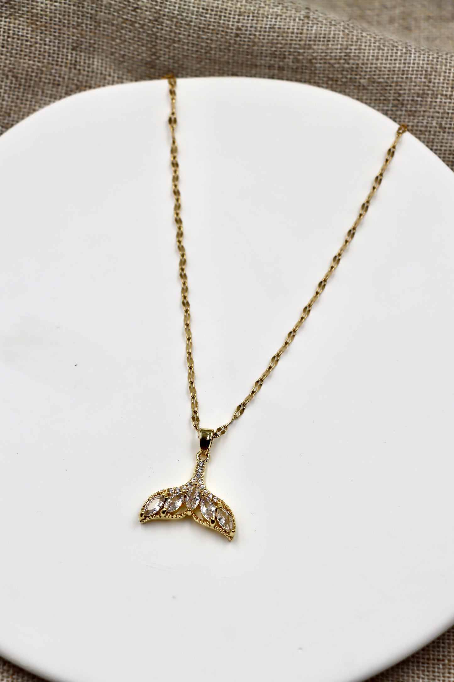 Collar Cola