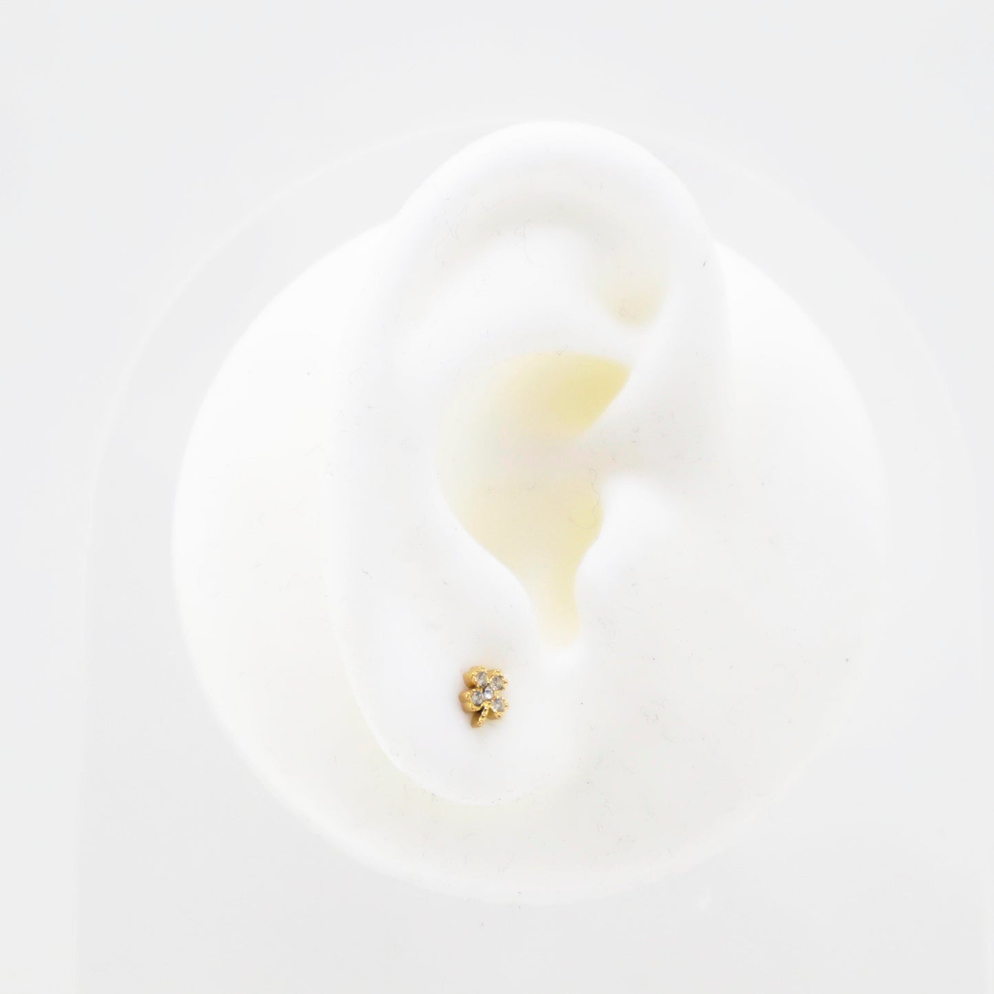 Piercing Trébol