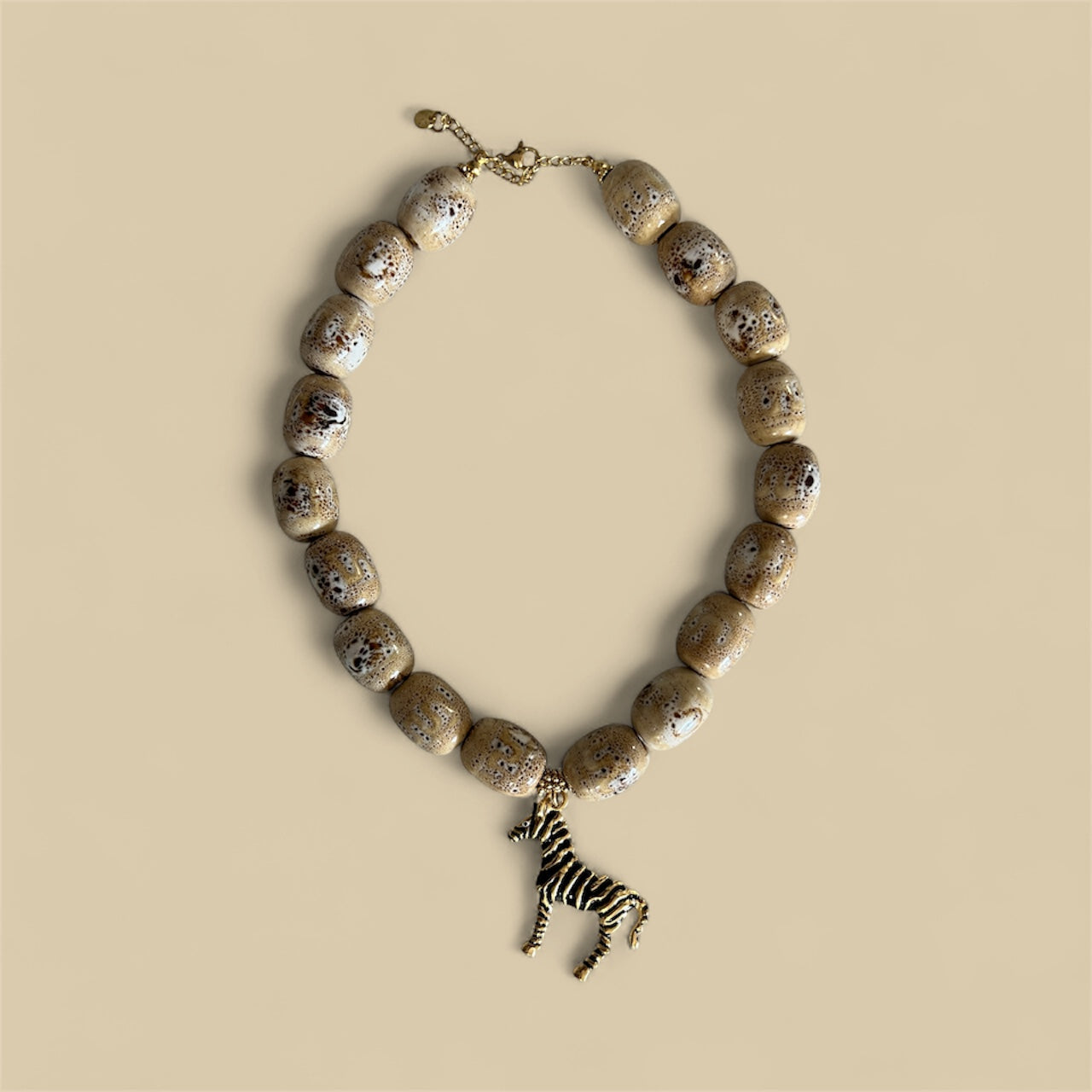 Collar Arena Salvaje